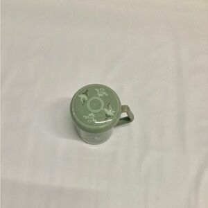Celadon Green Porcelain Coffee Mug with Lid - Elegant Crane Motif